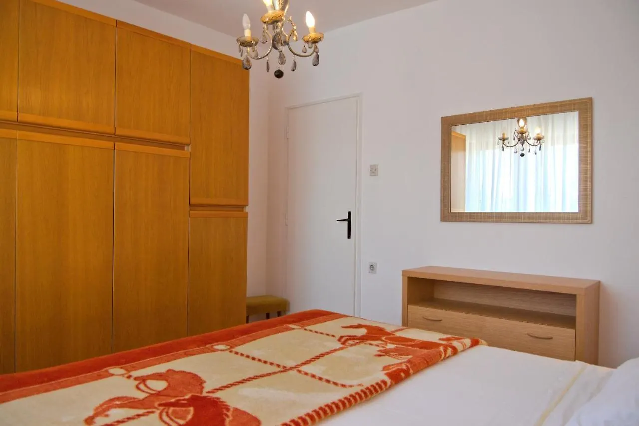 Apartments Vili Umag 0*,  Croatia