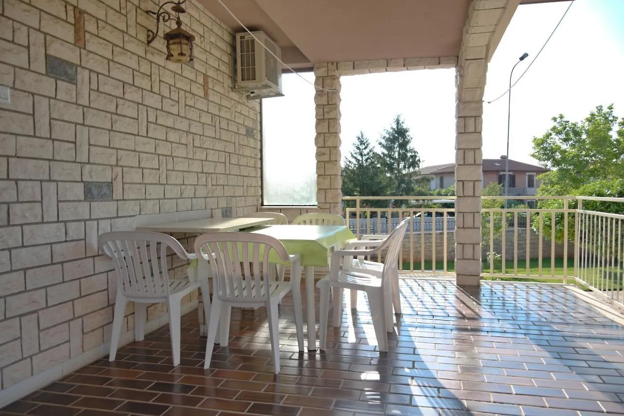 Apartments Vili Umag 0*,